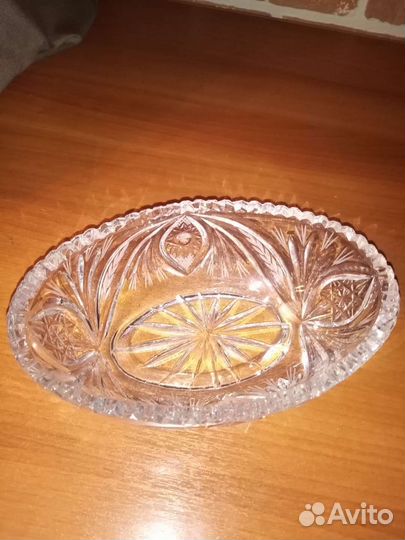 Хрустальная ваза