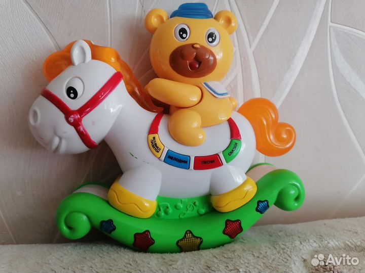 Музыкальная лошадка