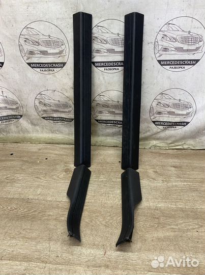 Пластик порогов внутренний Мерседес w204