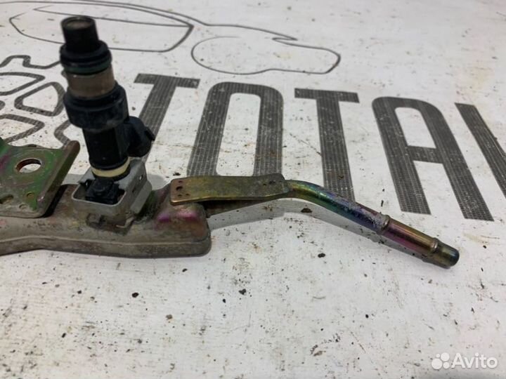 Рампа с форсунками Nissan Almera Classic B10 QG16