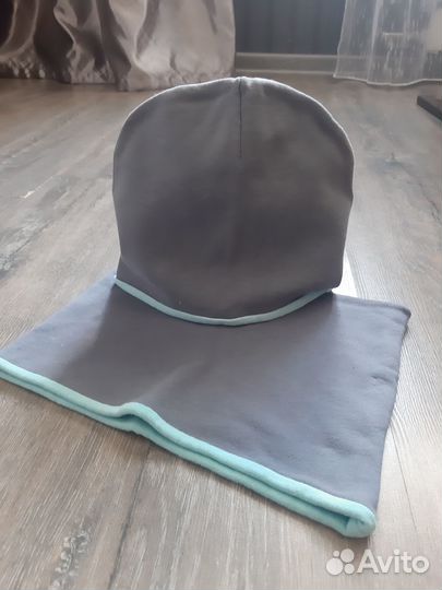 Шапка со снудом новая