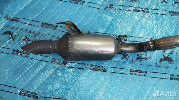 Глушитель Lexus LX 570 задний Новый оригинал 07-21