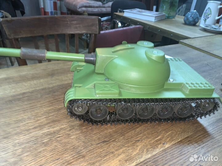 Игрушка танк машина СССР 
