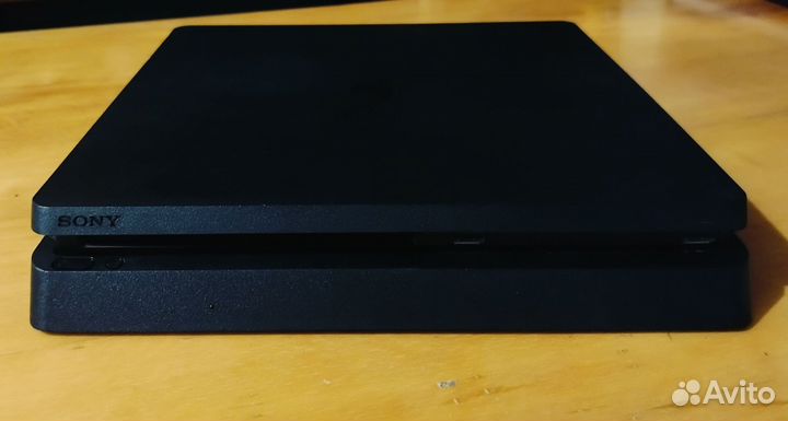 Игровая приставка ps4 slim 1tb