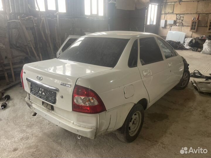 Авто разбор Лада Приора 2