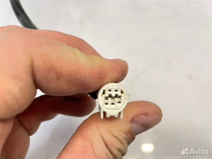 Зеркало переднее правое Toyota Corolla ZRE151L