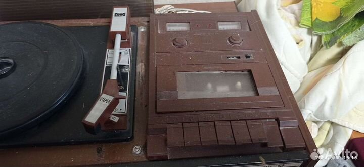 Проигрыватель винила СССР