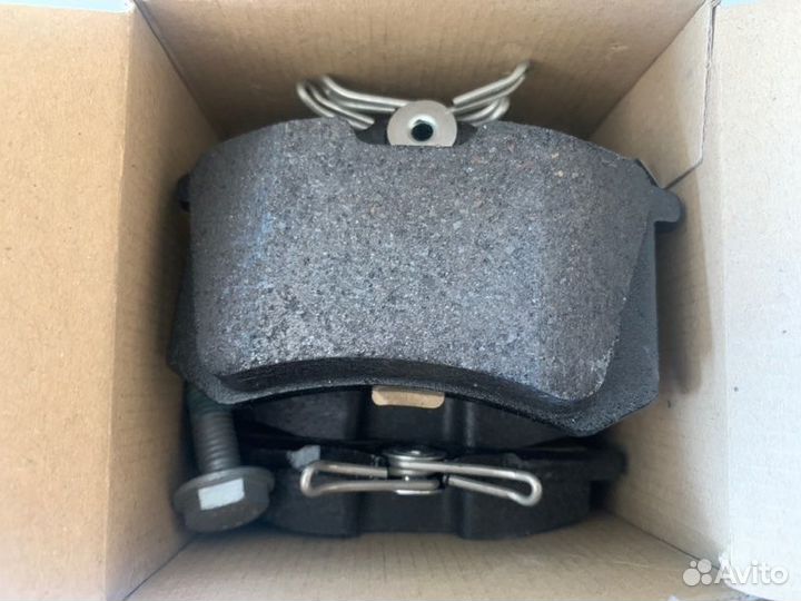 Колодки тормозные задние Skoda Rapid 2013-2020