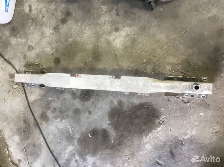 Opel astra h усилитель заднего бампера