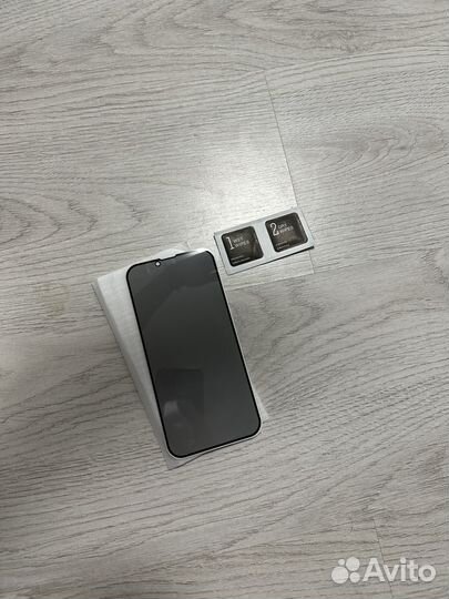 Защитное стекло iPhone 13 pro max