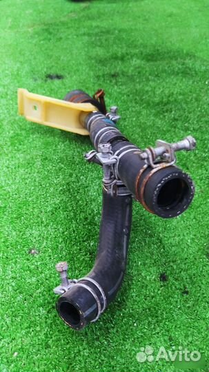 Патрубок системы охлаждения Nissan Serena SR20DE