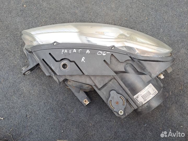 Фара передняя правая Volkswagen Passat B6 оригинал