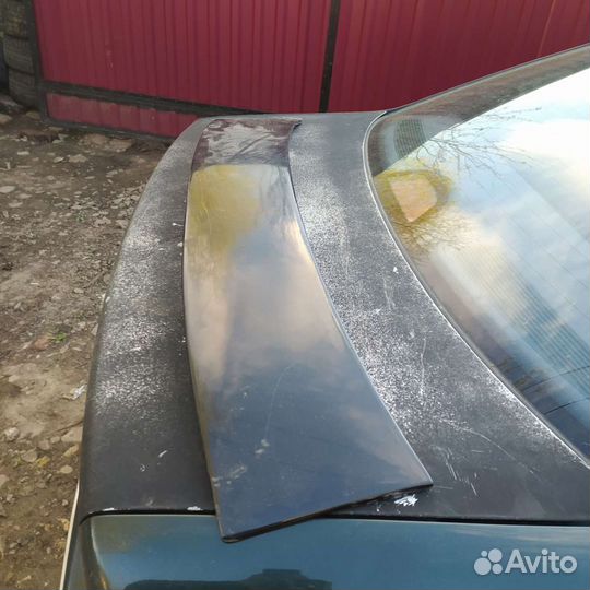 Bmw e39 спойлер на стекло широкий