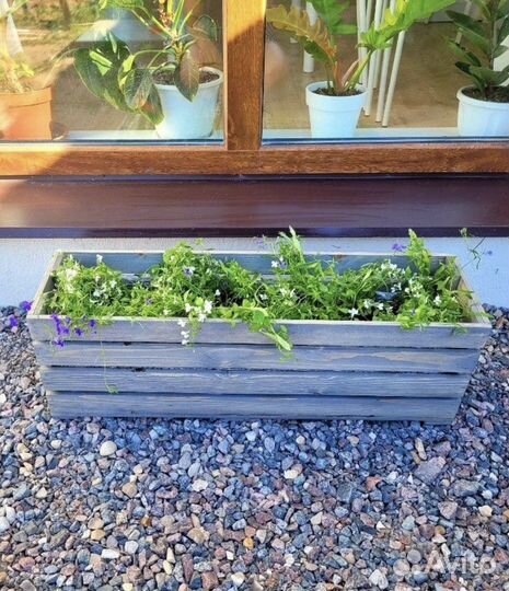 Деревянные кашпо для цветов и растений