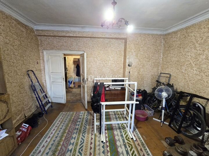 2-к. квартира, 52 м², 1/3 эт.