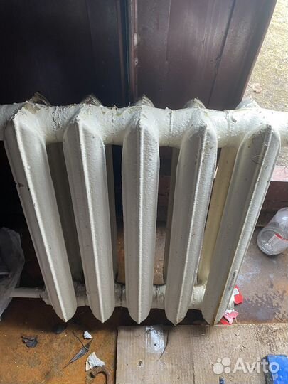 Батарея чугунная