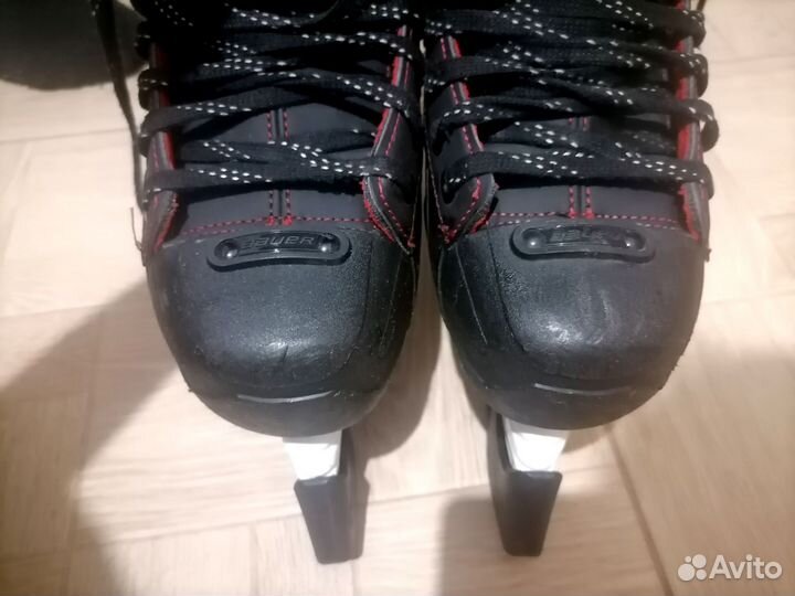 Хоккейные коньки Bauer NS