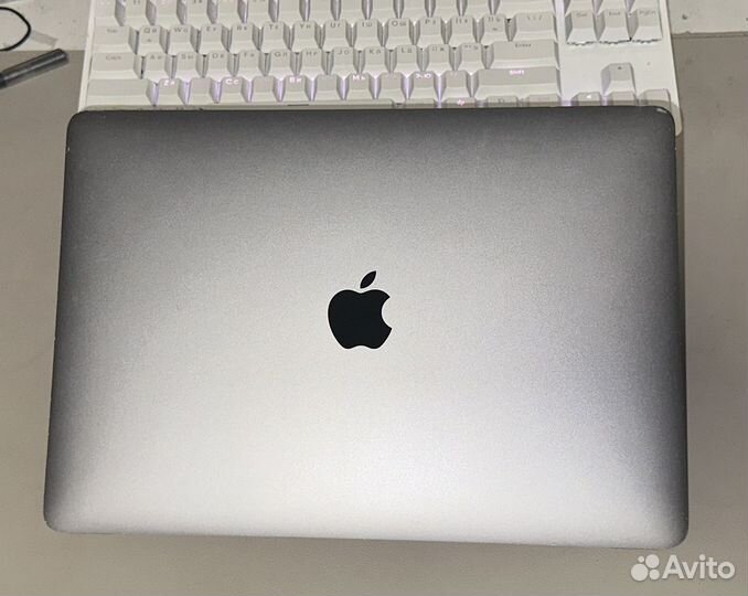 Apple macbook pro 13