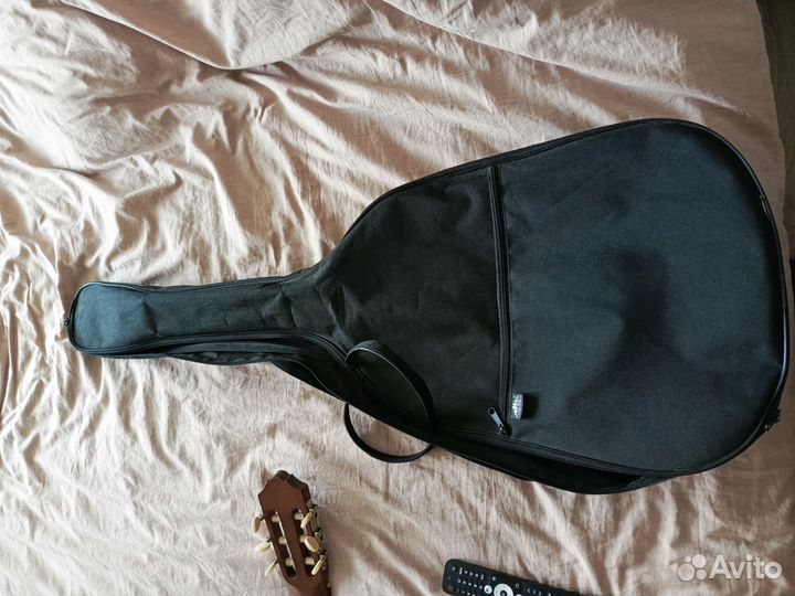 Классическая гитара yamaha c40