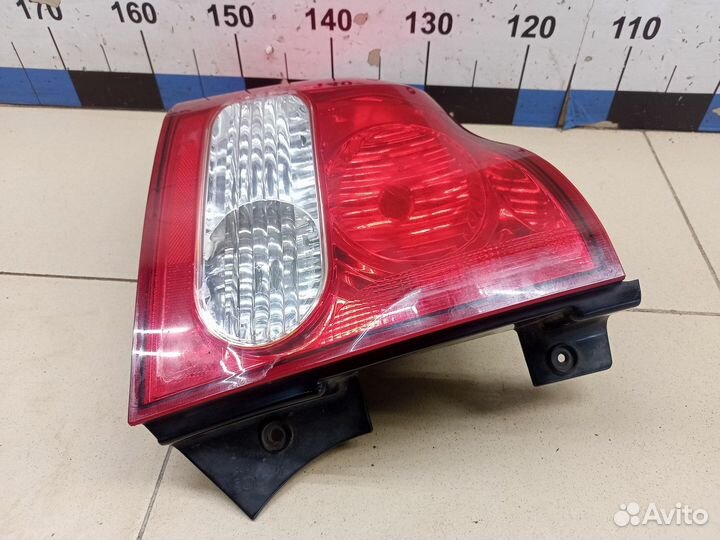 Б/У Б/У Фонарь задний левый 8360131001 ssang yong