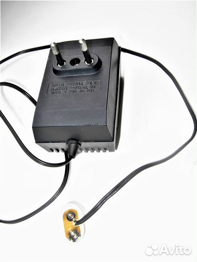 Блок питания Кварц бп-1, 9В/70мА; СССР