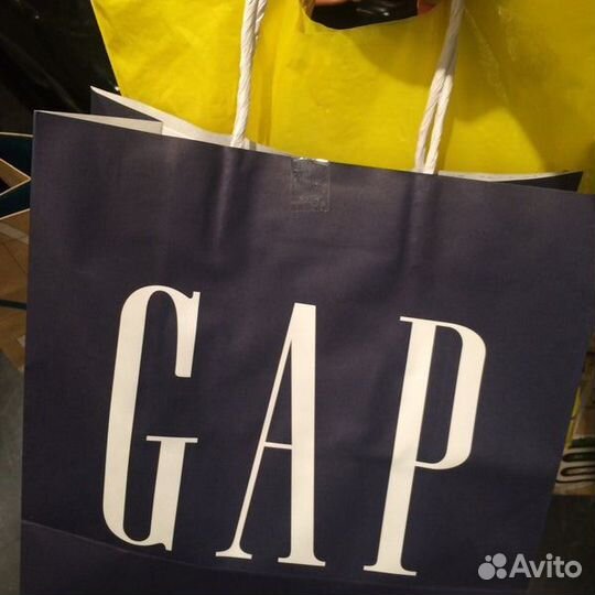 Пакет брендовых женских вещей