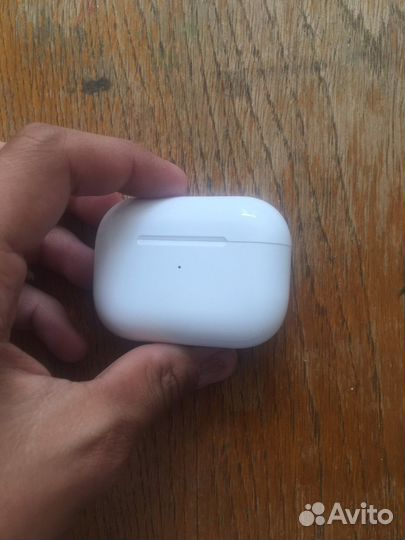 Беспроводные наушники apple airpods