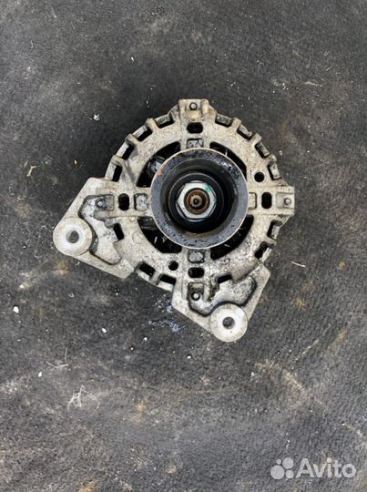 Генератор LADA Largus 2014