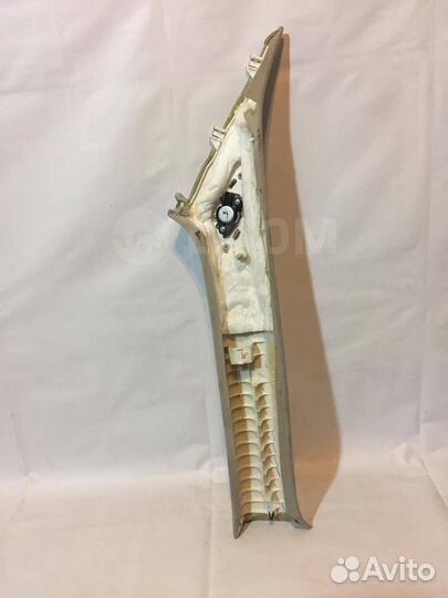 Обшивка передней стойки левая Infiniti Jx35 Qx60