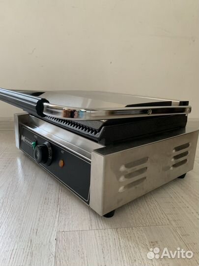 Электрогриль Hurakan HKN-PE34R