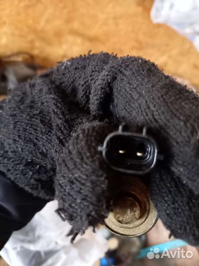 Продам клапан vvt-i на Тойоту