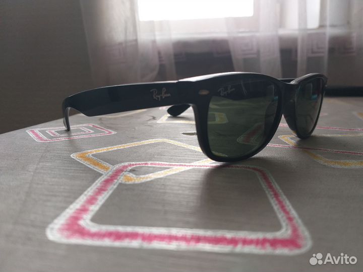 Солнцезащитные очки ray ban