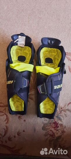 Хоккейная форма, колени