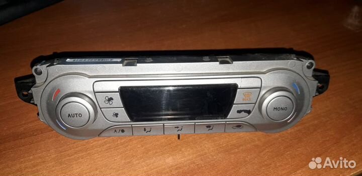 Блок управления климат-контролем