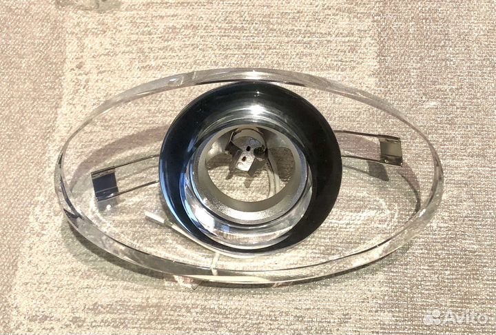 Светильники потолочные встраиваемые