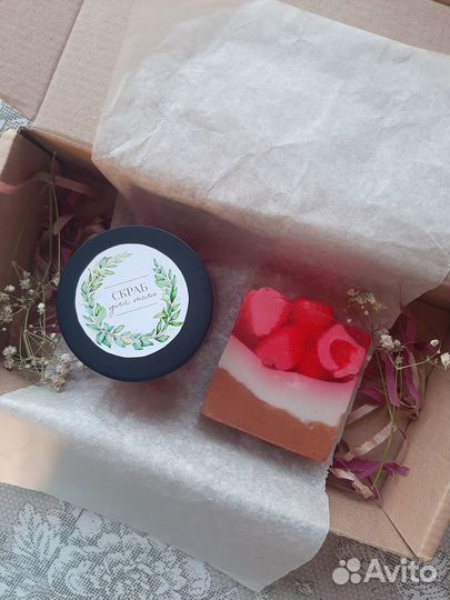 Подарочный набор на 8 марта, скраб и мыло