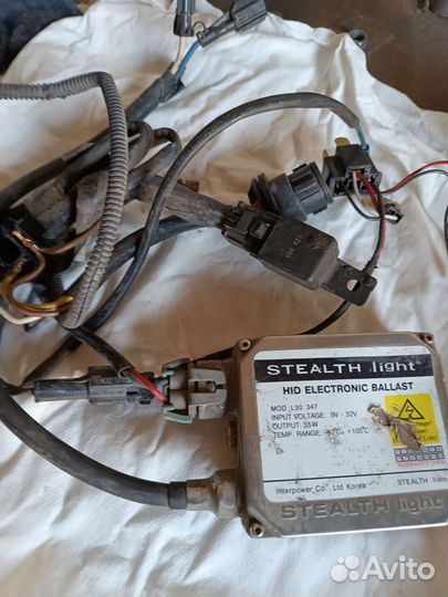 Продам для ксенона 4 блока розжига и две лампочки