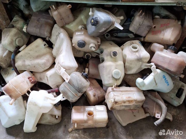 Бочек охлаждающей priora kalina 2110 2114