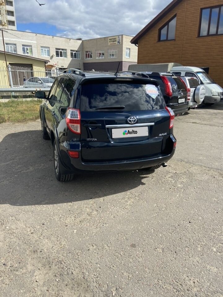 Toyota RAV4: фото владельца