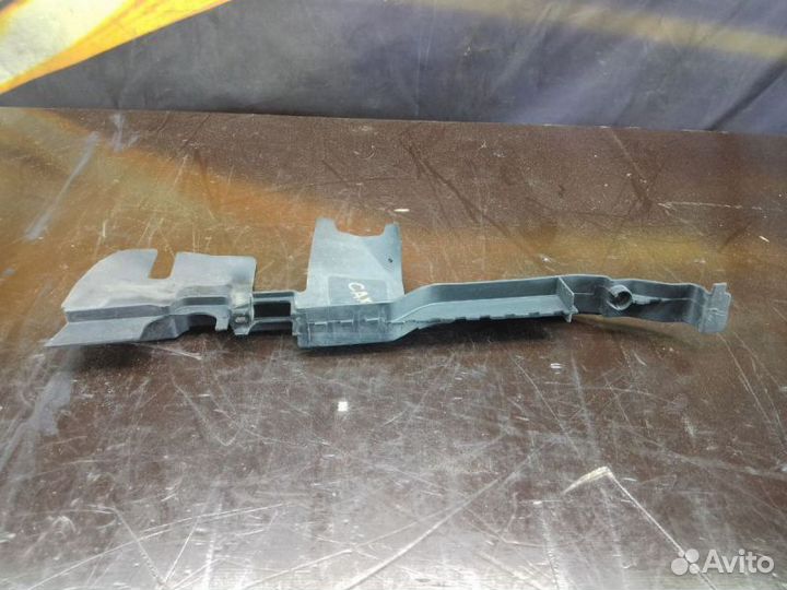 Воздуховод радиатора охлаждения правый VAG 2984