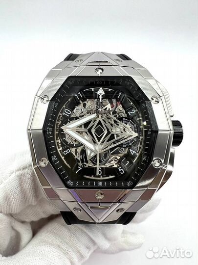 Часы Hublot Big Bang Sang Bleu