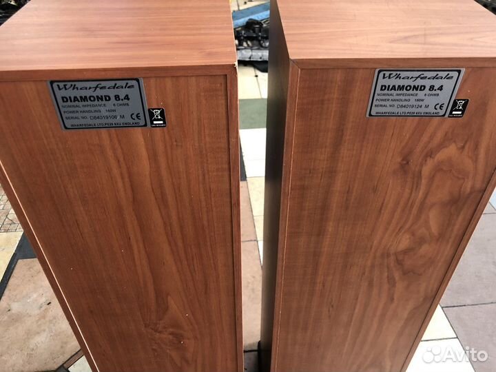 Фронтальные колонки Wharfedale Diamond 8.4
