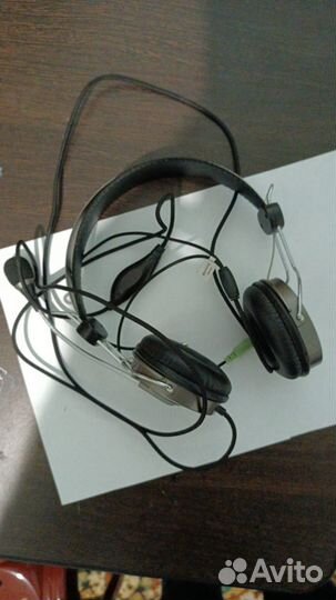 Наушники Genius HS-04SU