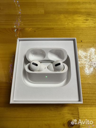 Наушники Apple airpods pro