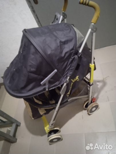 Прогулочная коляска трость