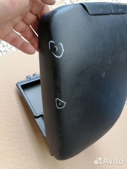 Toyota Land Cruiser Prado 150 подлокотник