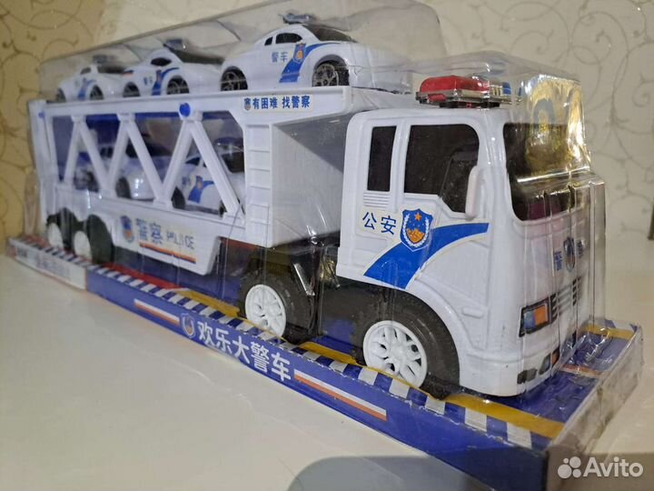 Игрушка полицейская машина
