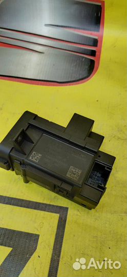 Замок зажигания Audi A4 седан 2.0 cdnc 2010