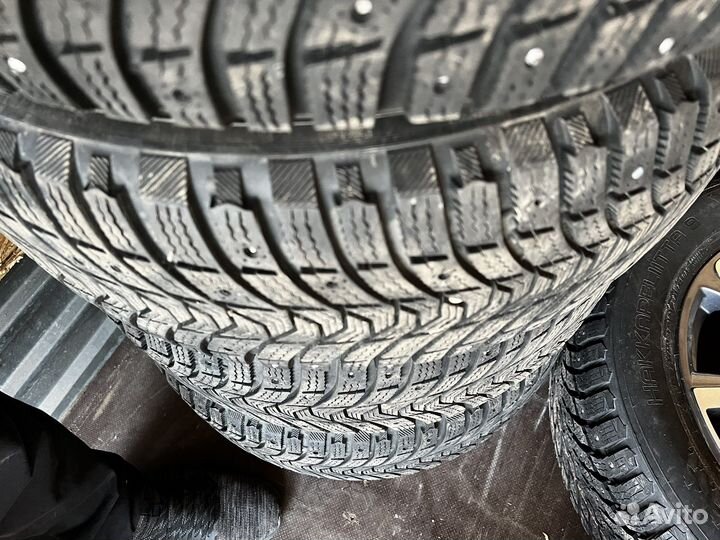 Michelin X-Ice North 3 235/55 R17