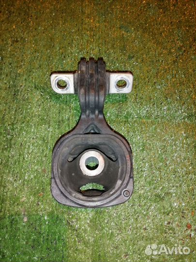 Опора двигателя (подушка двс) задняя 50890-SNA-A82